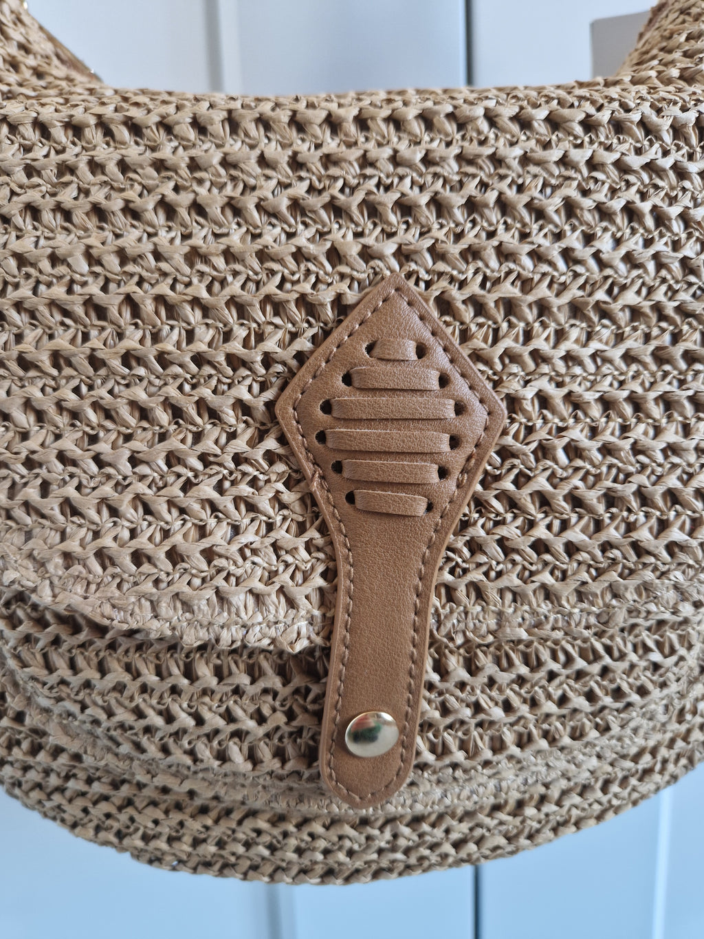 Sac bandoulière raphia foncé
